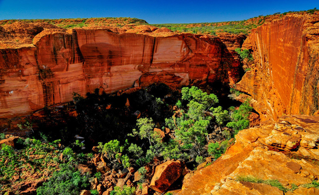 main_shutterstock_155142875_Kings_Canyon.jpg