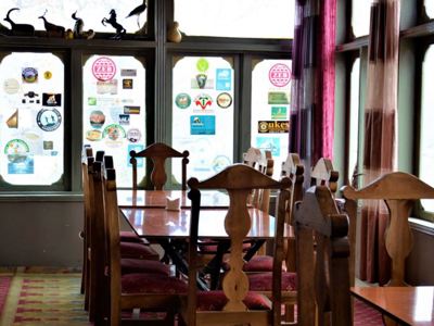 Roomy Yurts Osho Thang - Minapin - eetzaal