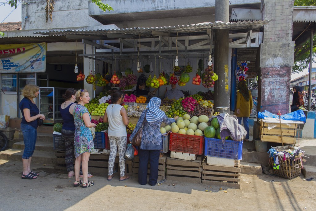 Java onderweg fruitkraampje