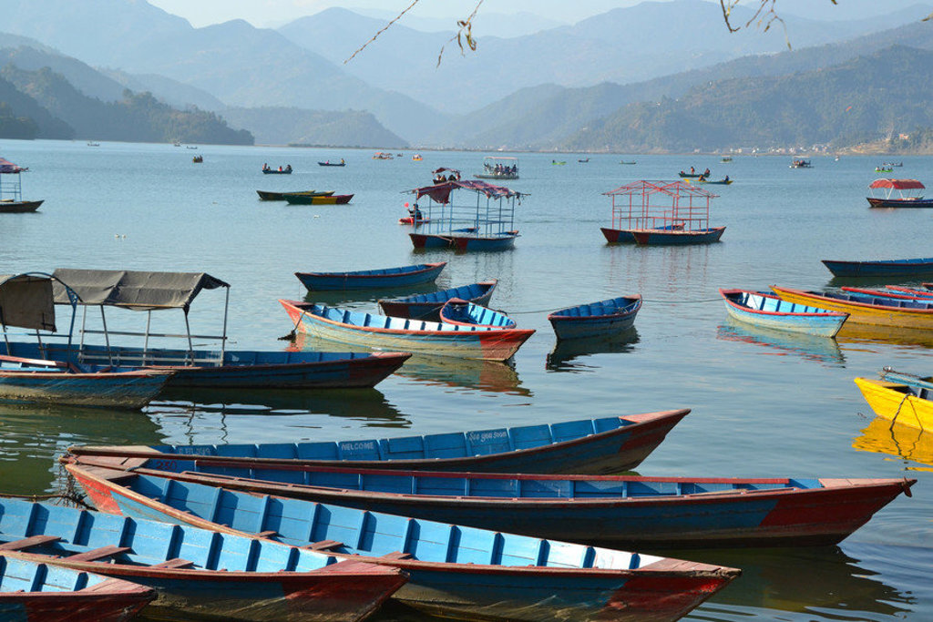 main_Pokhara_bootjes_-_reispassie.jpg