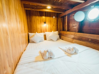 Komodo Boattrop Vidi Indonesië