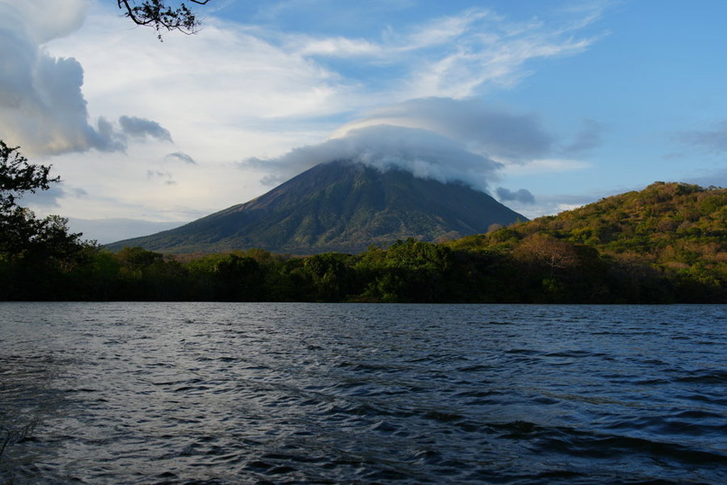 main_Isla_de_Ometepe_.jfif