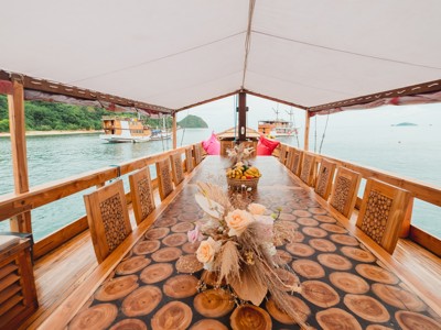 Komodo Boattrop Vidi Indonesië