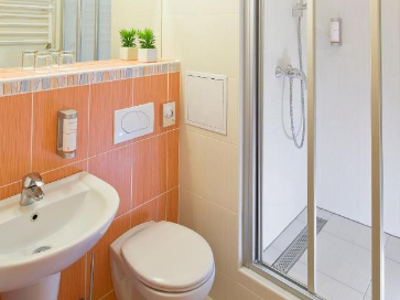 Hotel Flora Badkamer