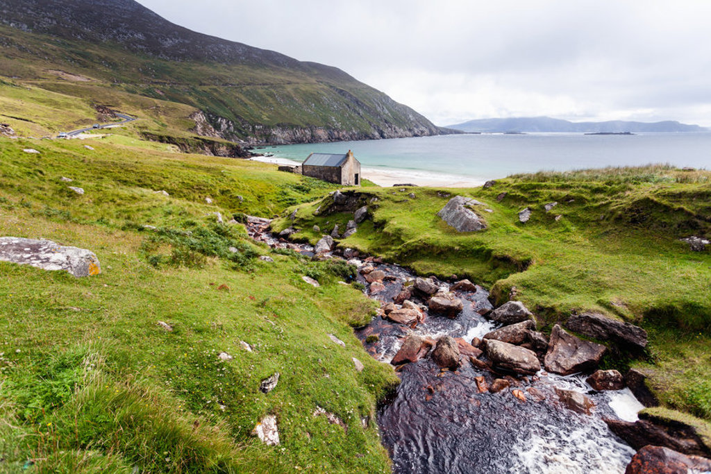 main_shutterstock_152275274_Achill_Island.jpg