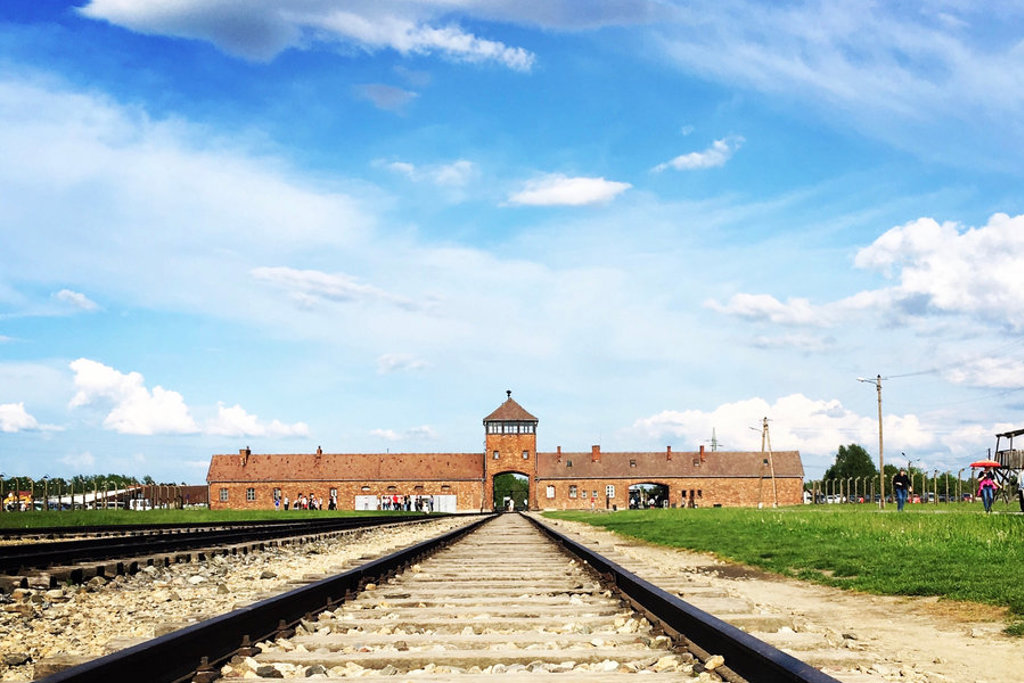 main_birkenau.jpg