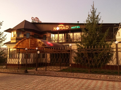 Nomad Hotel Karakol buitenkant