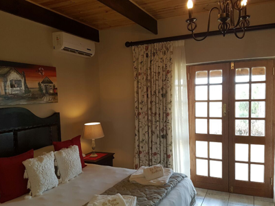 De Denne - nabij Oudtshoorn - Zuid-Afrika