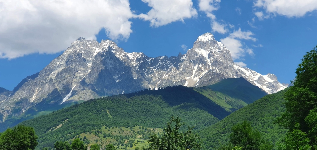 georgie bergketen.jpg