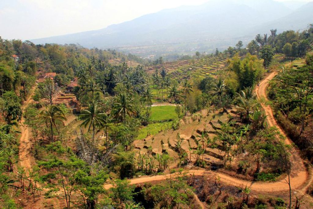 Treinrit Bandung Yogyakarta