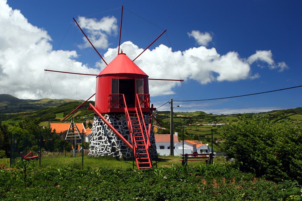 1._Windmolen_Faial.jpg