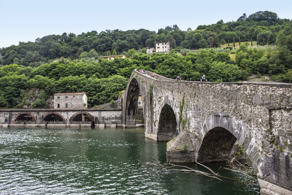 Intrepid-Travel-Italy_Tuscany_Cycling_Devils Bridge.jpg
