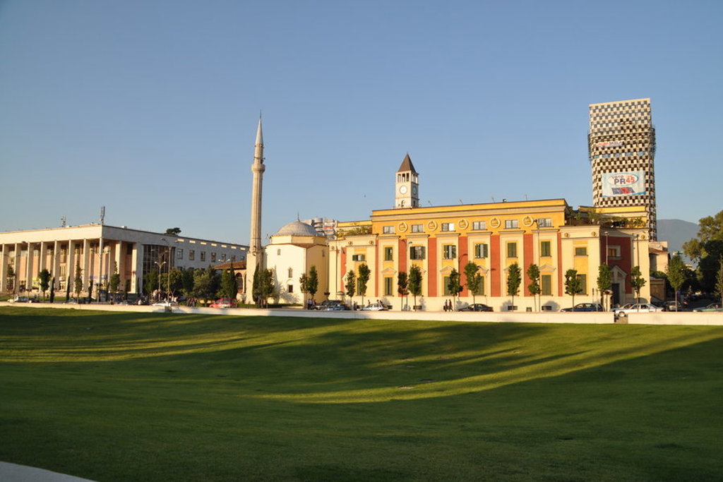 main_Albanie_-_Tirana__5_.jfif