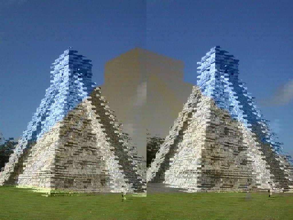 main_Chichen_Itza_2.jfif
