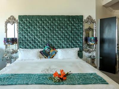 Misty Waves Boutique Hotel