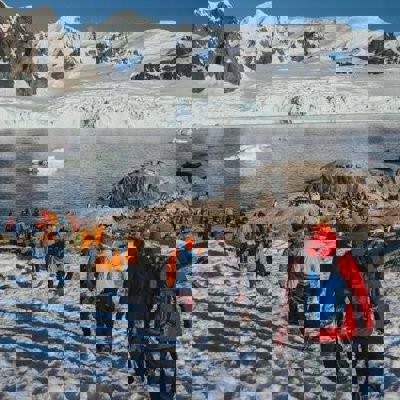 Kaart met routepin voor groepsrondreis Antarctica en South Georgia pinguïnsafari.