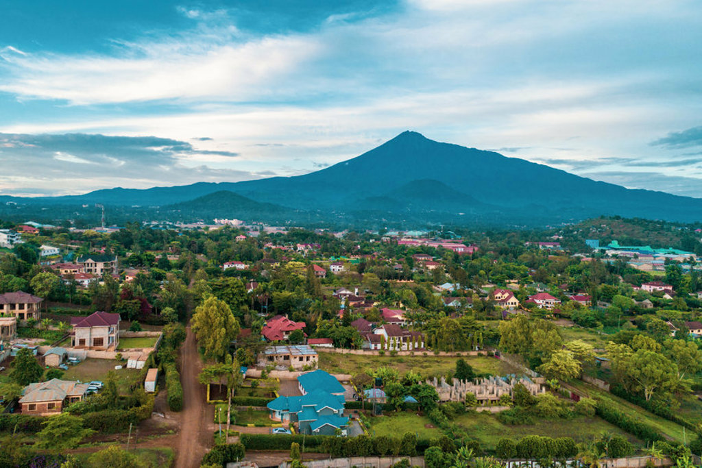 main_main_shutterstock_1263391360_Arusha.jpg